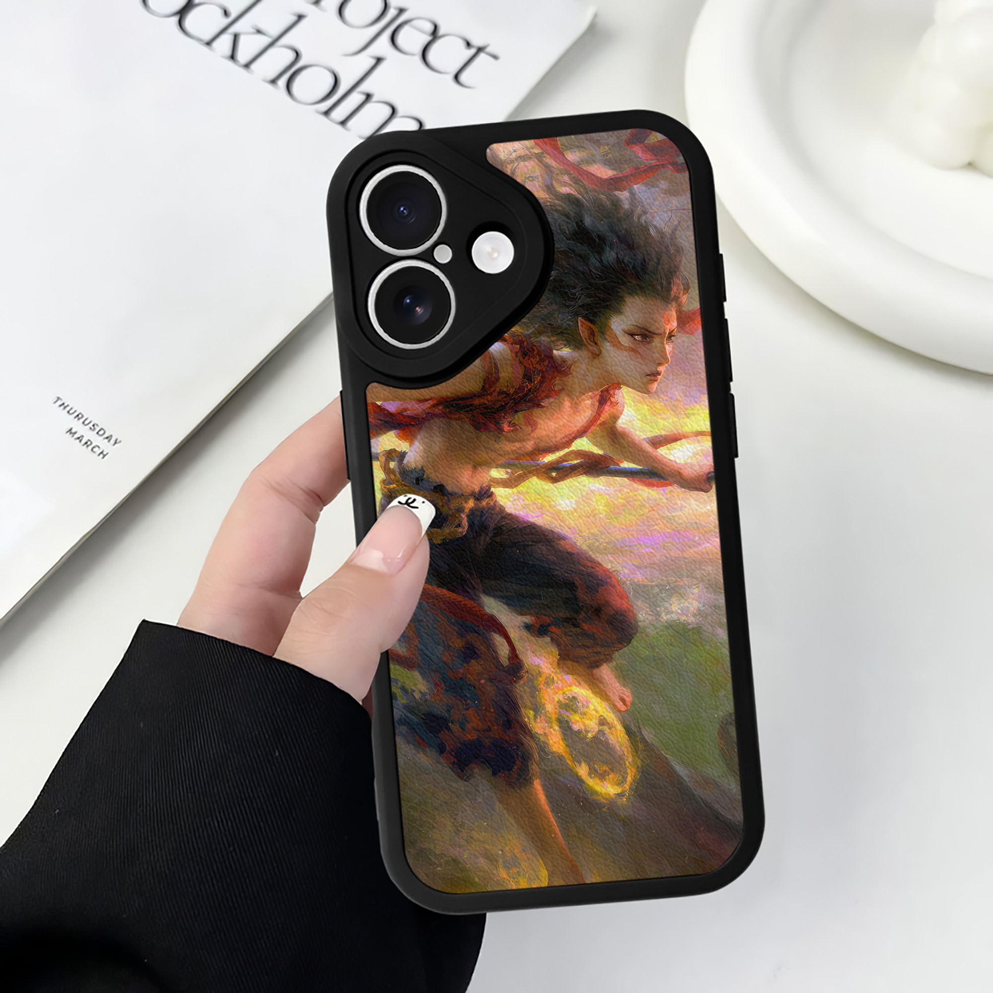 （画像用） Ne Zha 2 ナタ 魔童の大暴れ 【iPhone 16シリーズ対応】シリコンスマホケース（レザー調） 材質：シリコン
